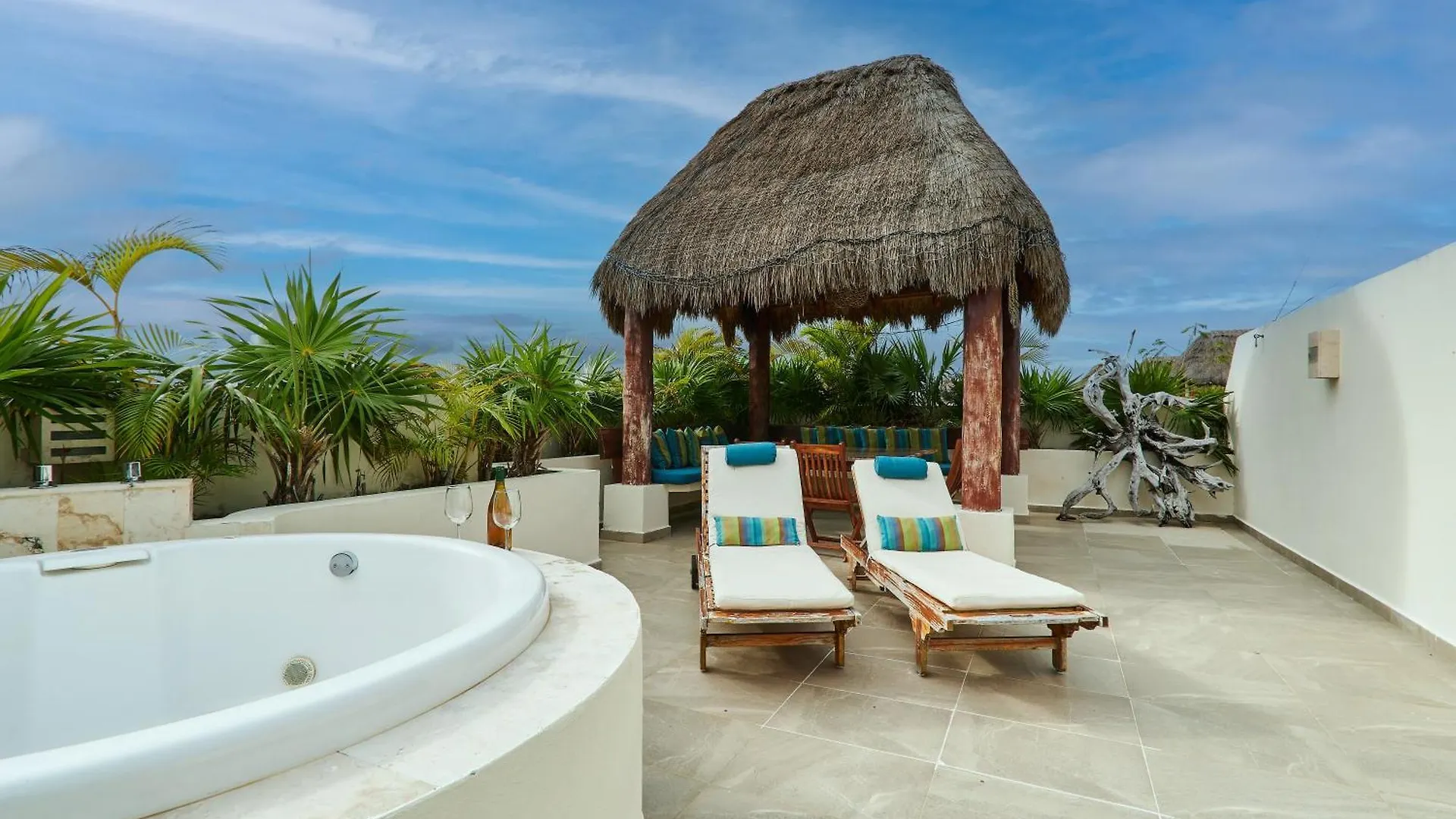 Luxury Penthouse With Private Rooftop & Hot Tub Tulum Mexico